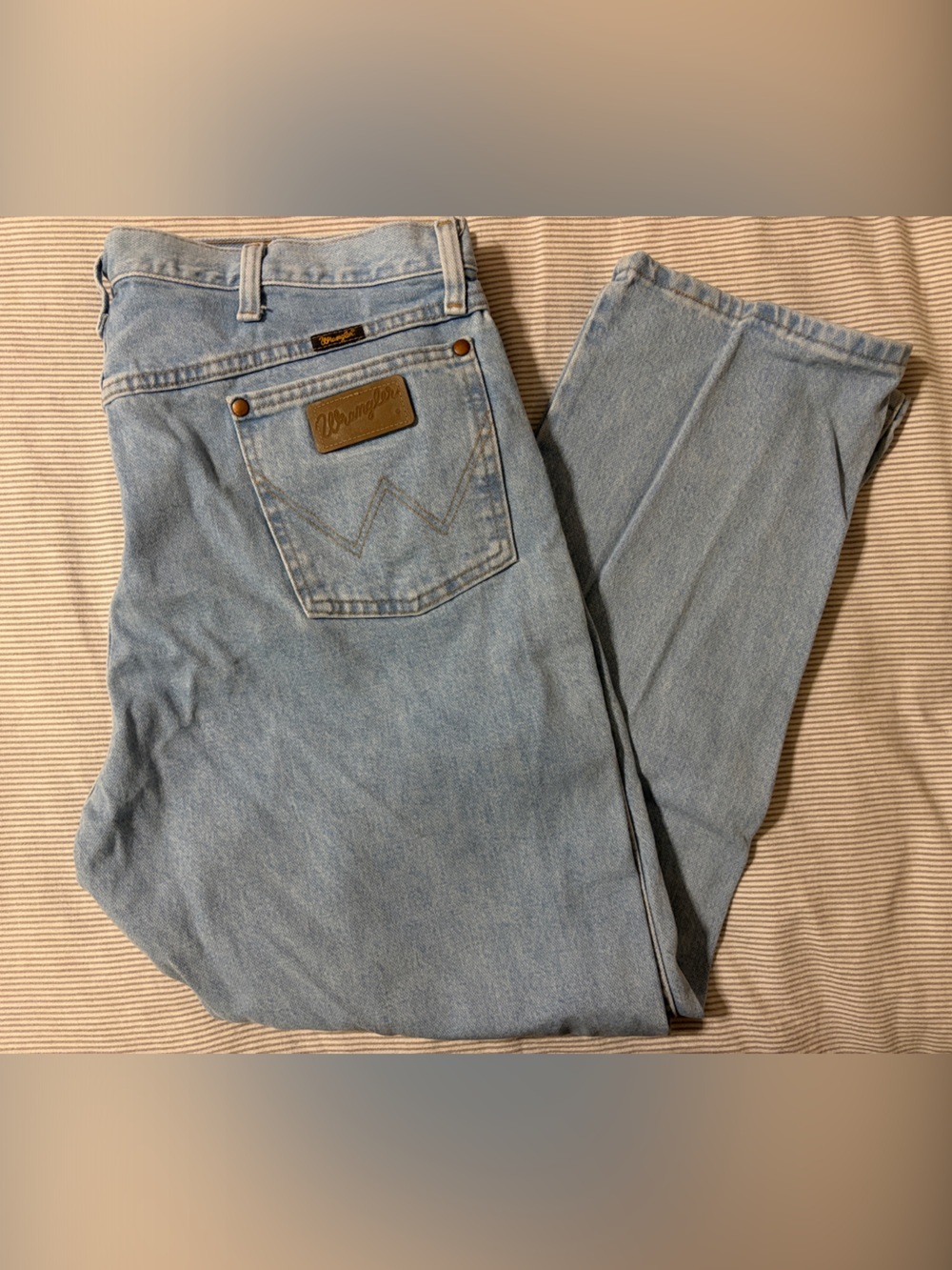 Wrangler 13MWZGH Cowboy Cut Light Wash Jeans 40x30